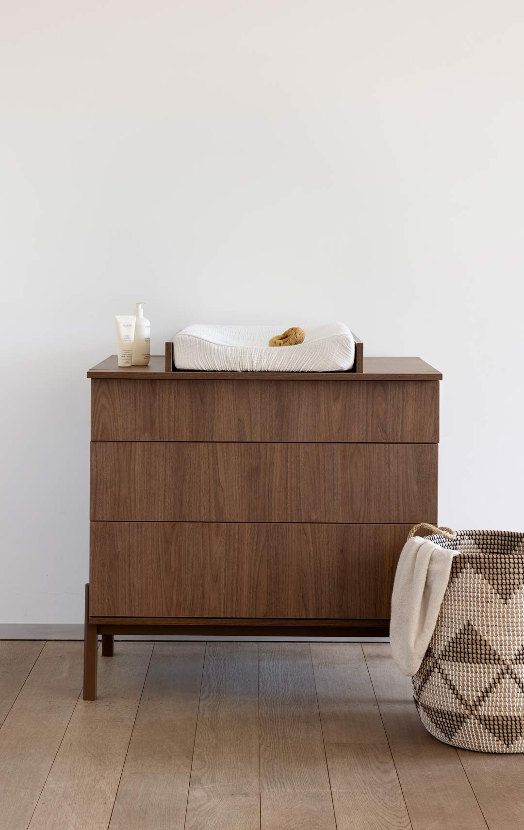 Chest of drawers | Ashi Castaño