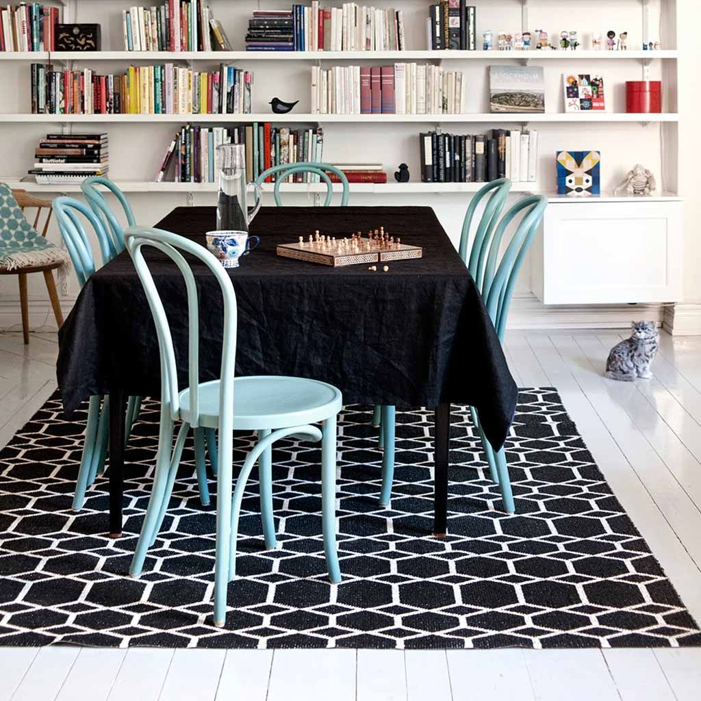 alfombra-vinilica--ingrid-200x300-negra-1747