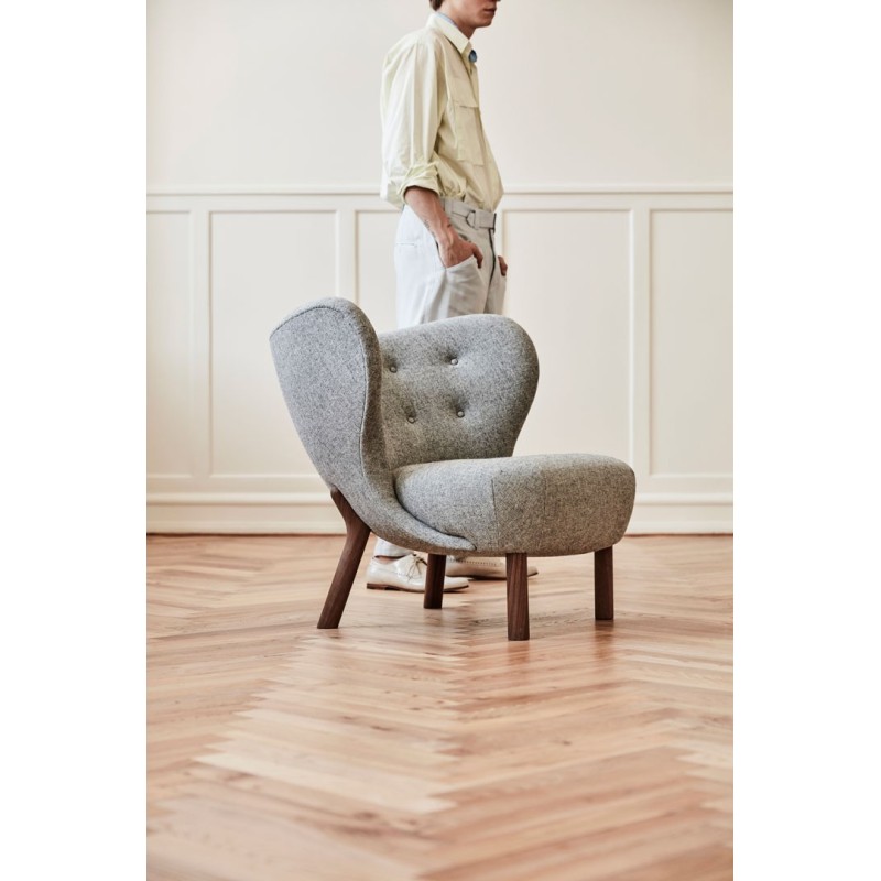 Lounge Chair Little Petra VB1 Hallingdal 130 &Tradition