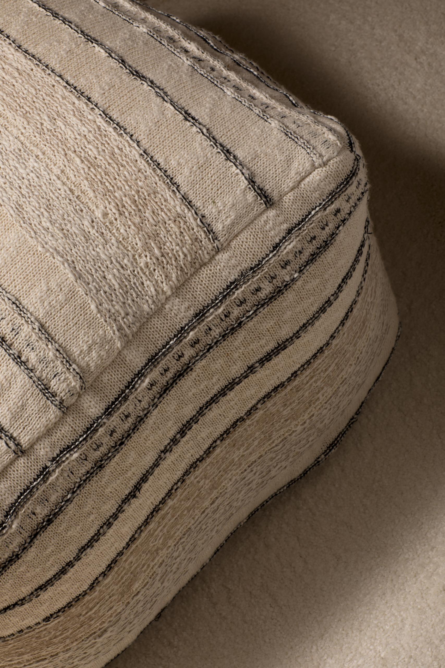 TRICOT - HOCKER - 55*55*35H CM - ETNIC