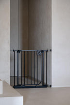 DOOR-BARRIER AUTO LOCK