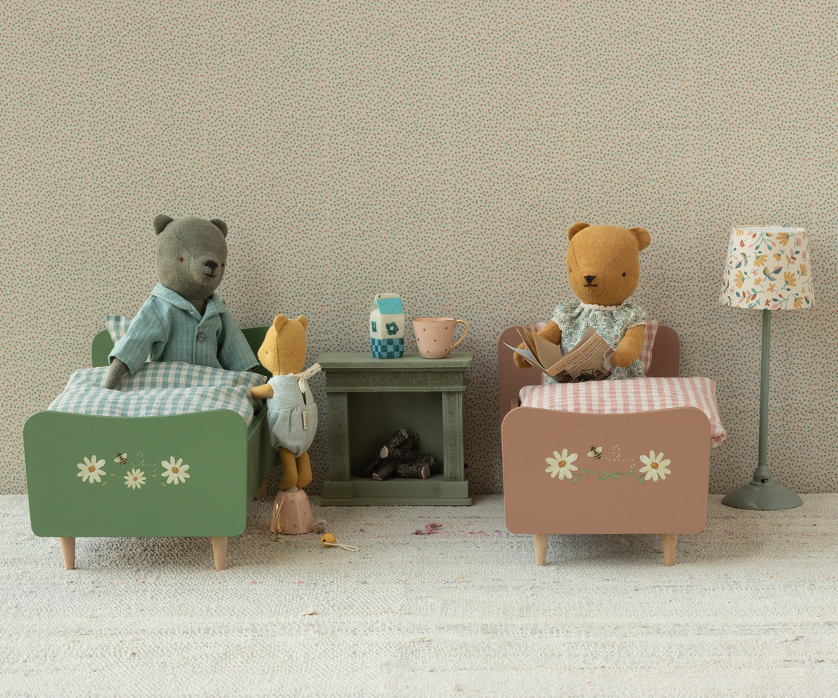 Cama de madera, papá Teddy