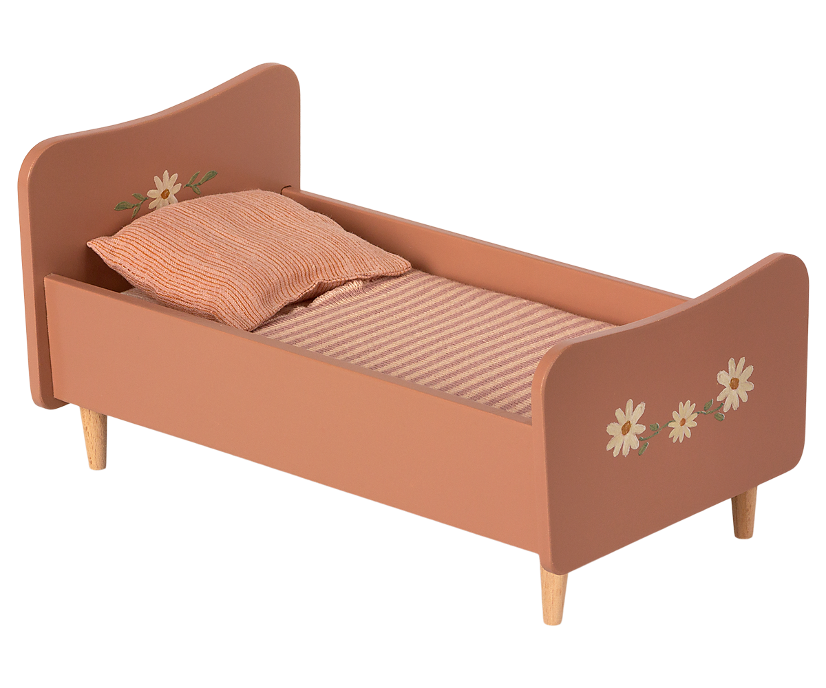 Cama de madera, Mini