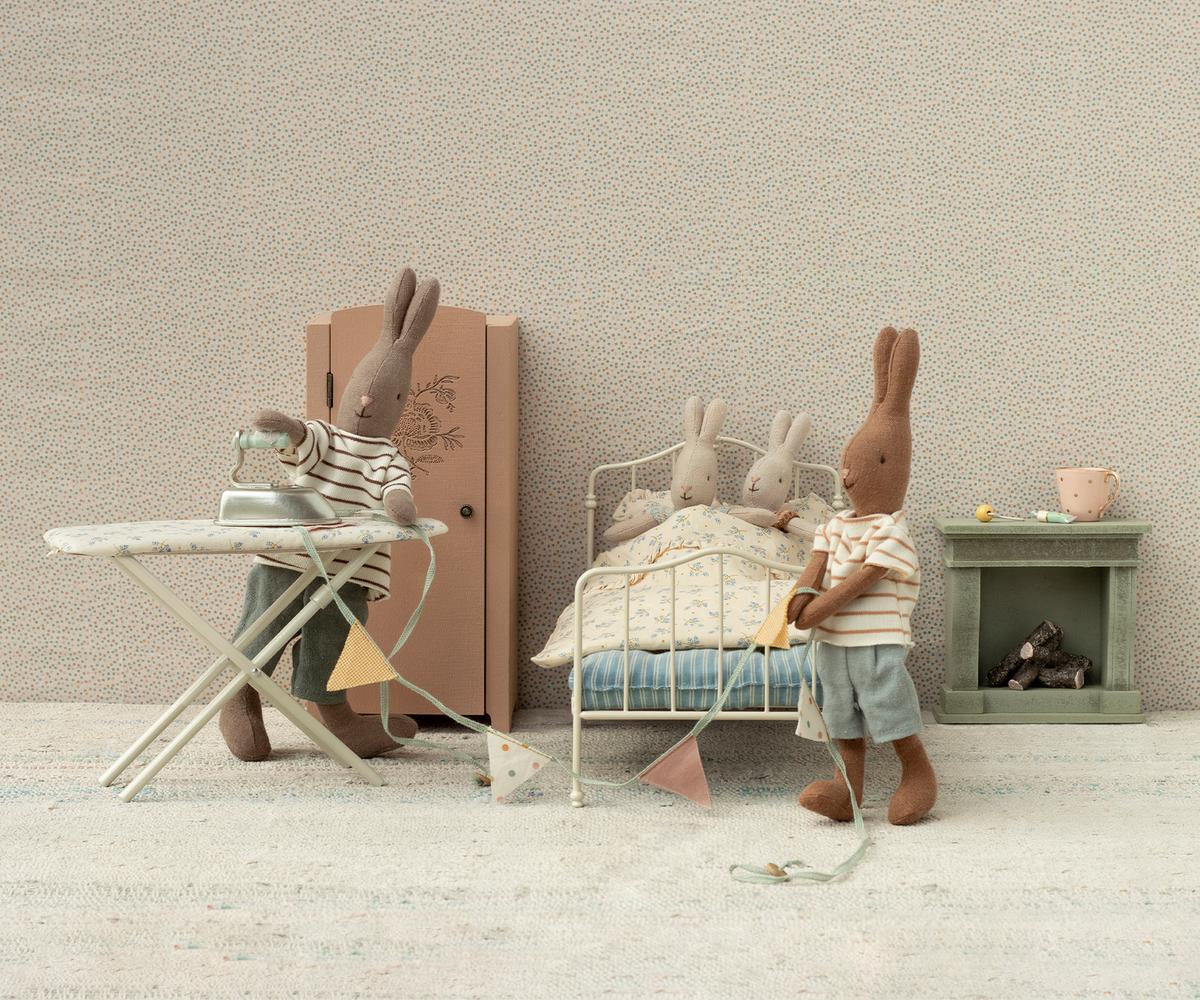 Cama en miniatura, Mini