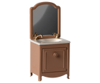 Lavabo con espejo, Ratón