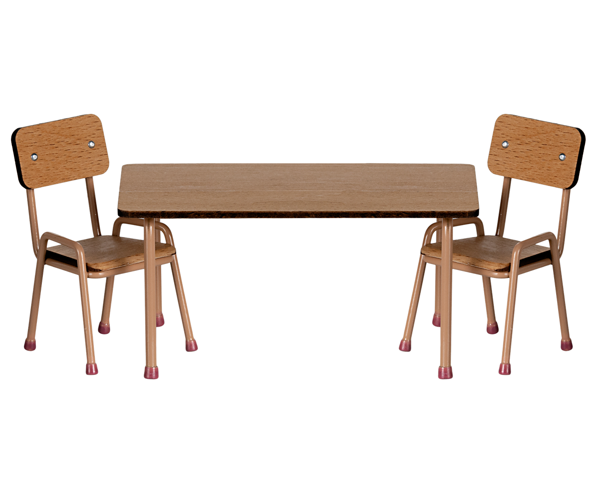 Juego de mesa y silla, Ratón