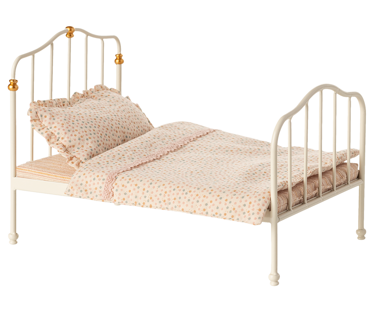 Cama vintage, Ratón