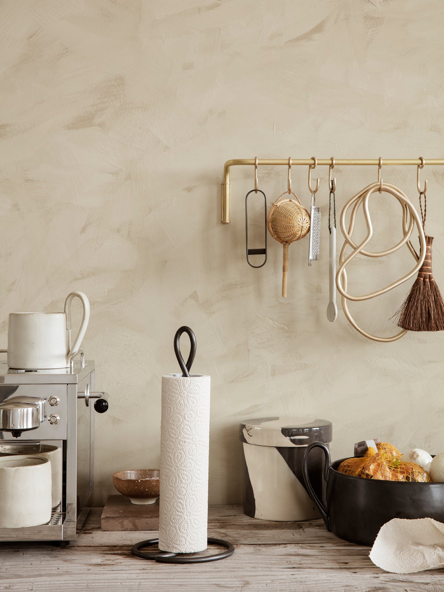 Portarrollos de papel de cocina Curvature – Latón