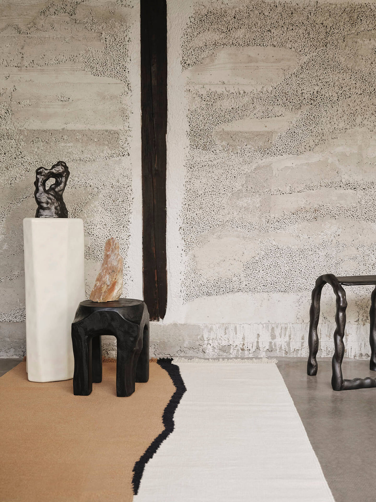 Taburete Root – Negro teñido