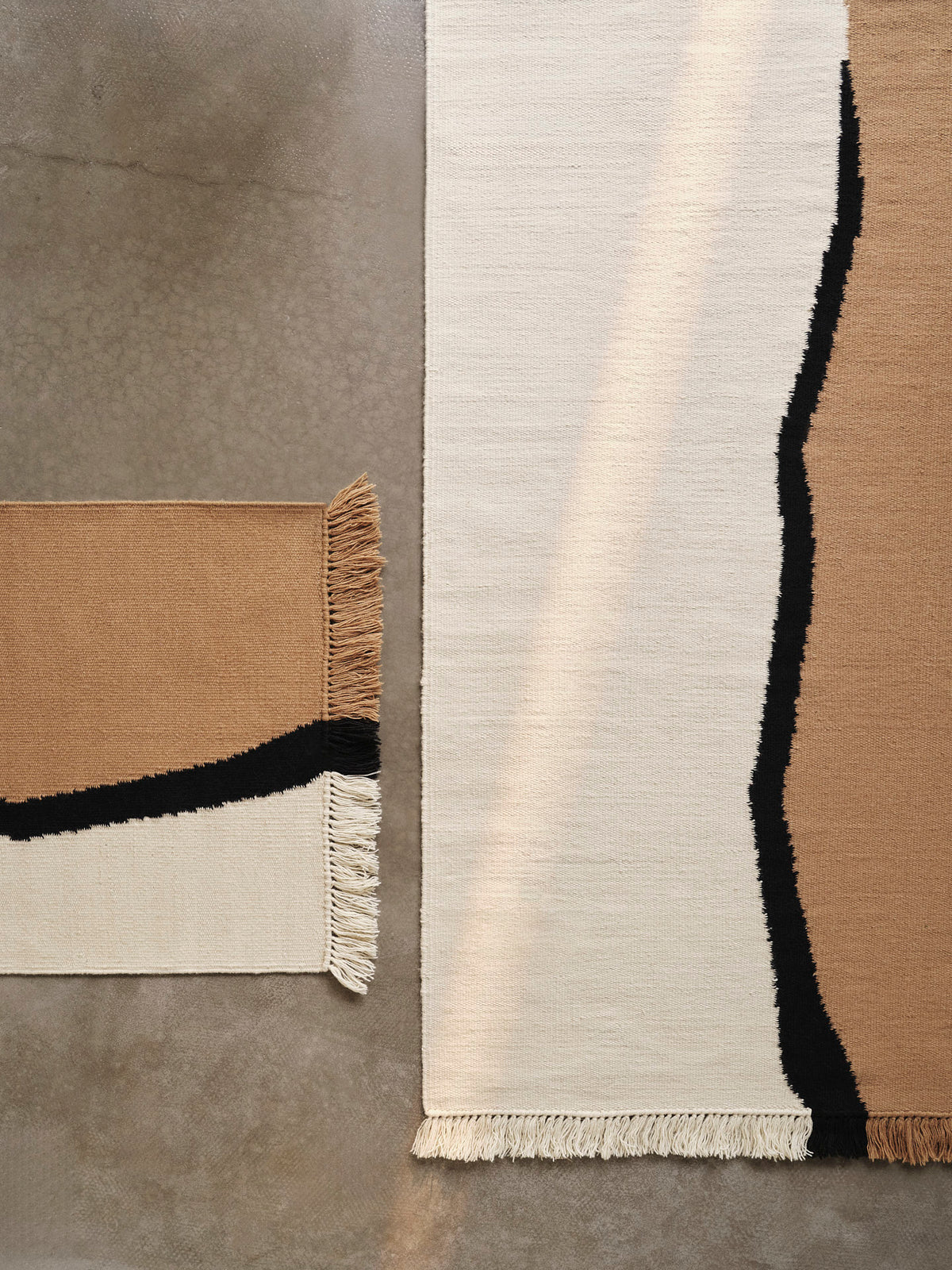 Alfombra Kelim Soil – 70 x 180 cm – Arena oscuro/Blanco roto