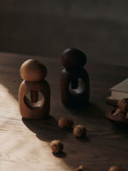 Cascanueces Cairn – Marrón oscuro