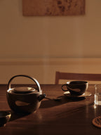 Tetera Koyo – Marrón oscuro/Beige