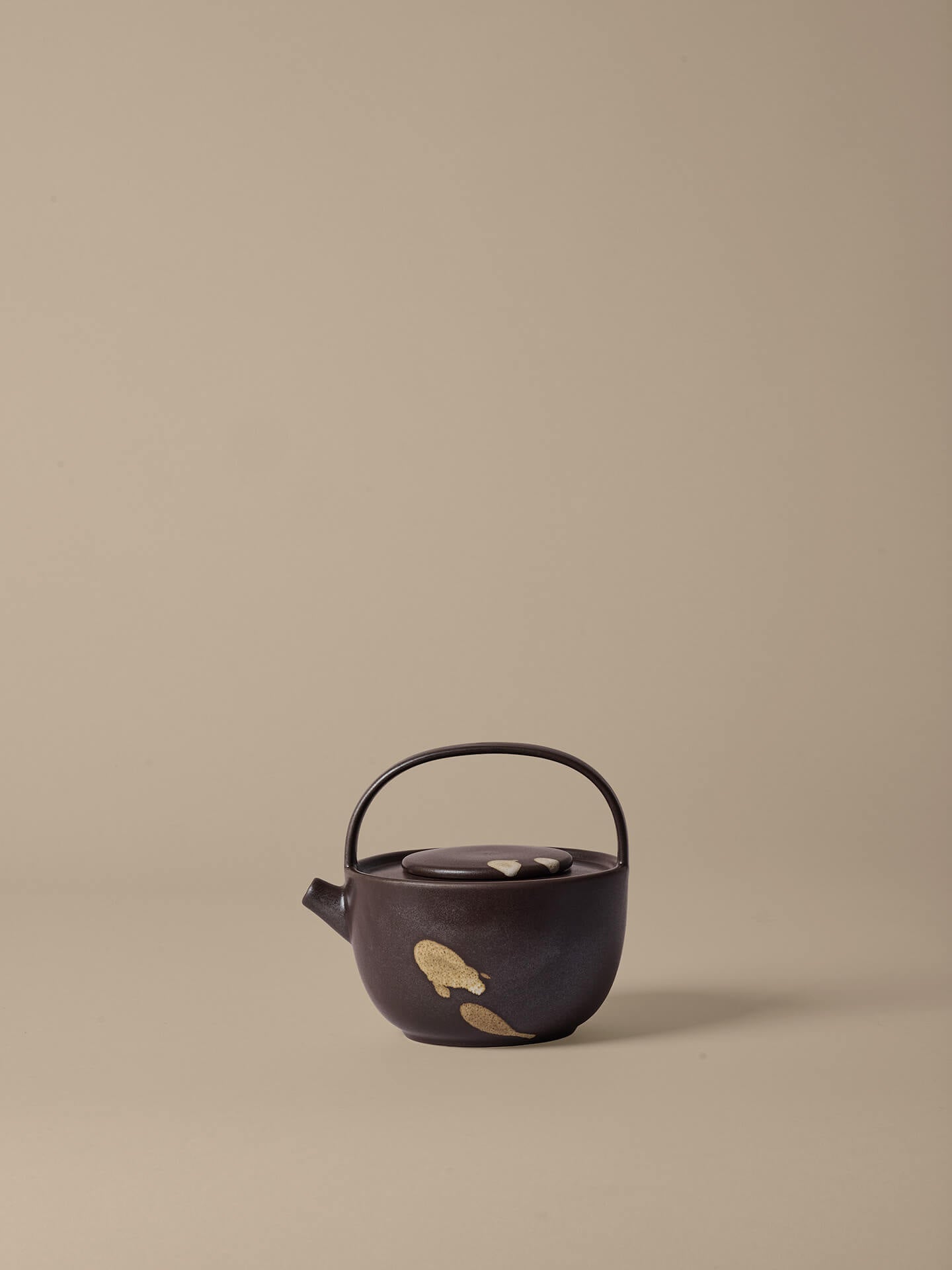 Tetera Koyo – Marrón oscuro/Beige