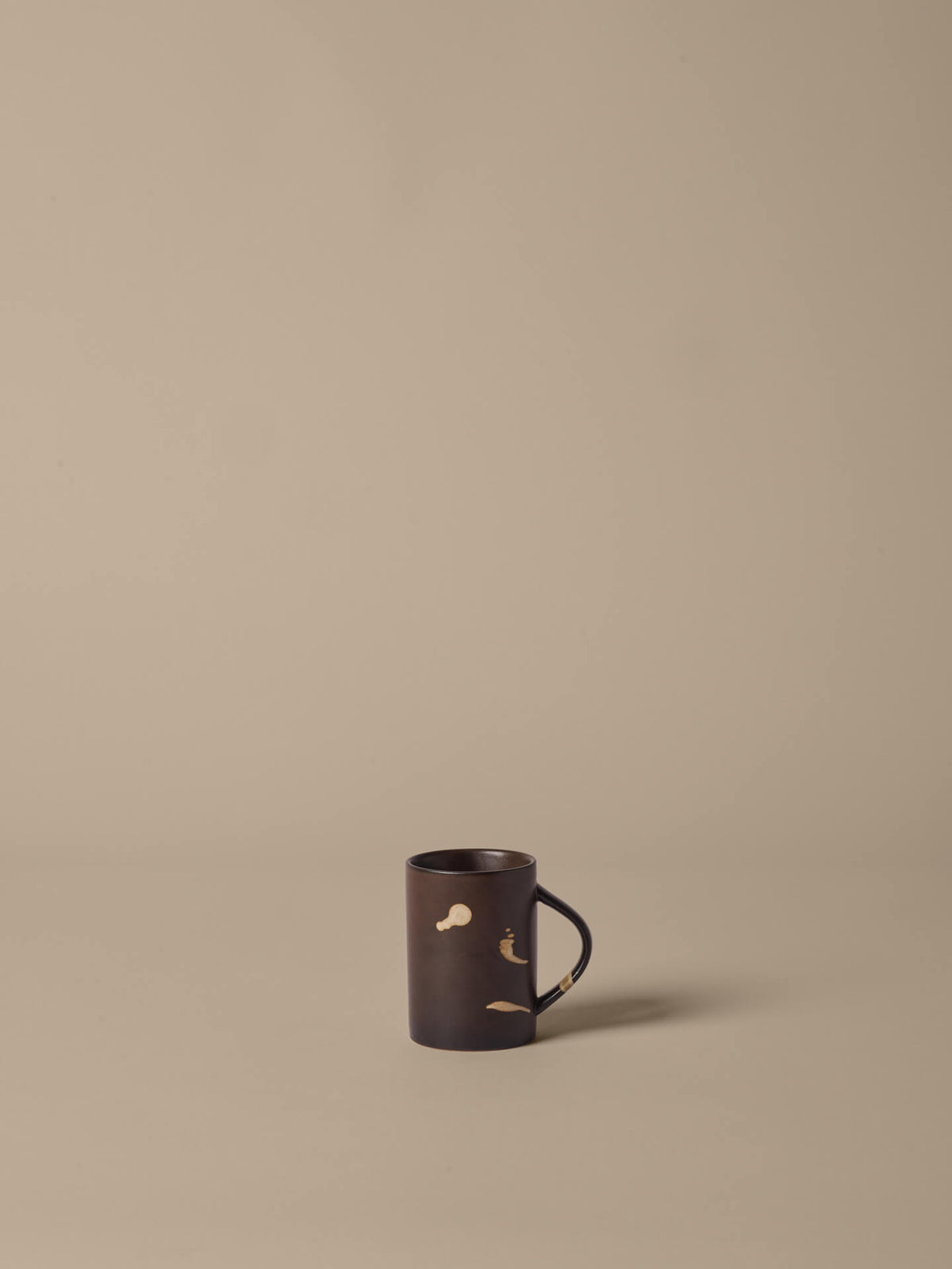 Taza Koyo – Marrón oscuro/Beige