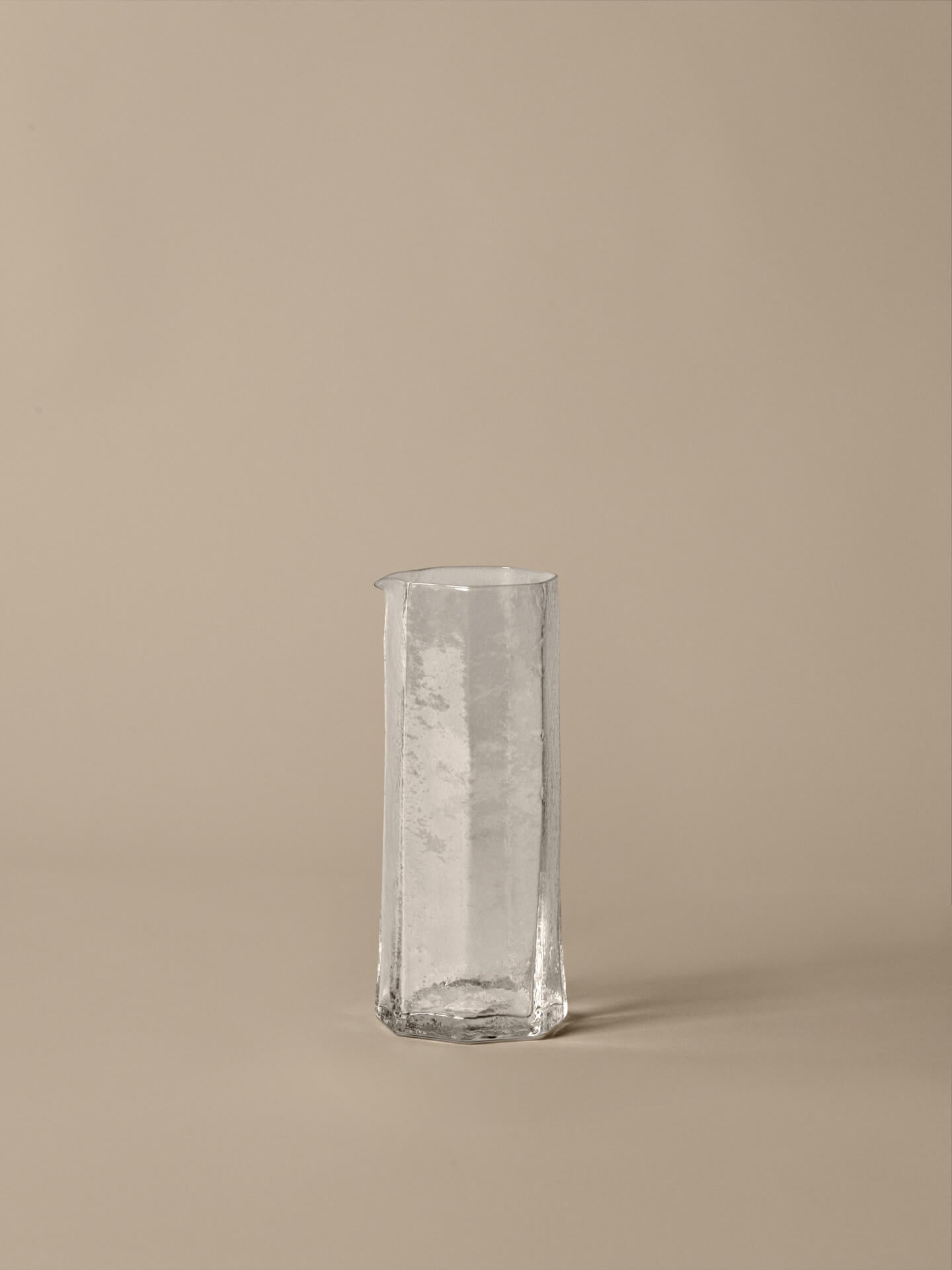 Jarra Kiru – Transparente