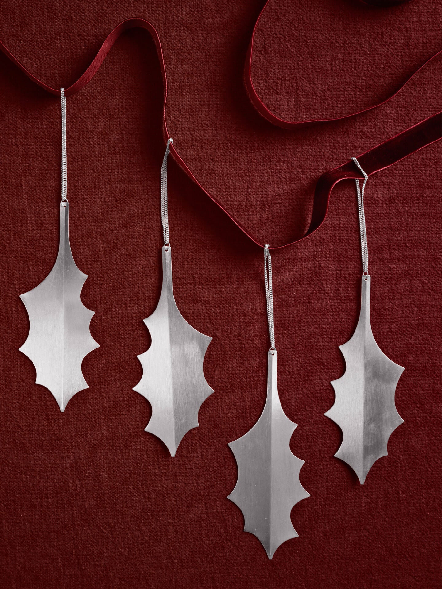 Adornos de hojas de acebo – Set de 4 – Plata