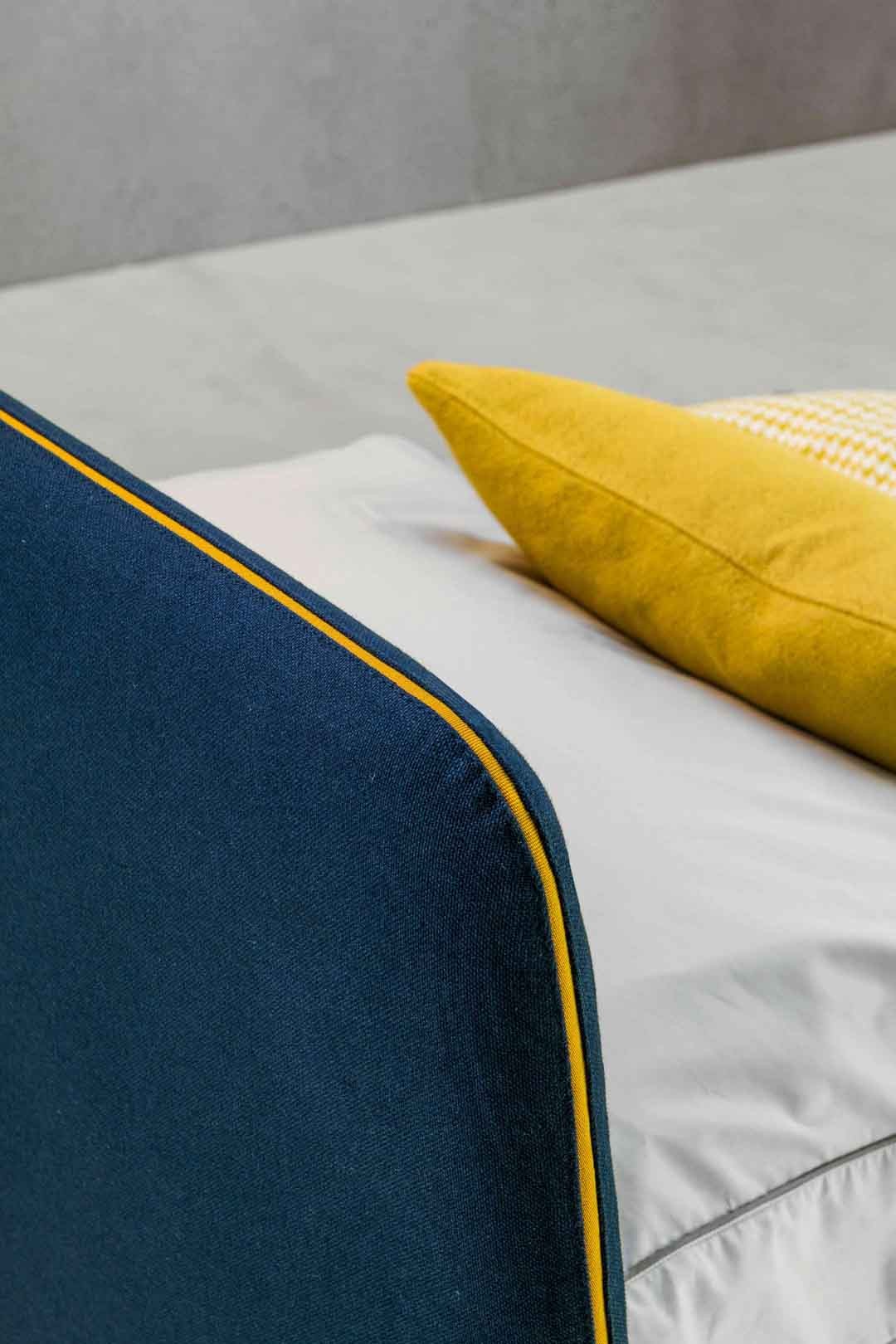 True Bed 90x200