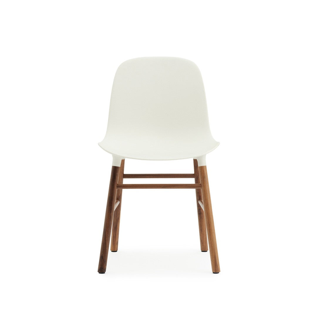 silla-form-blanca-patas-nogal-2953