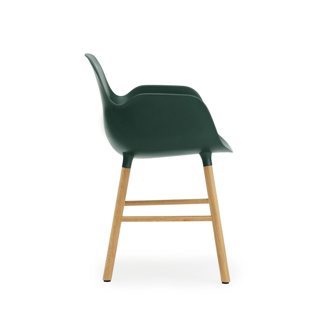 Armchair Form Green Oak Legs