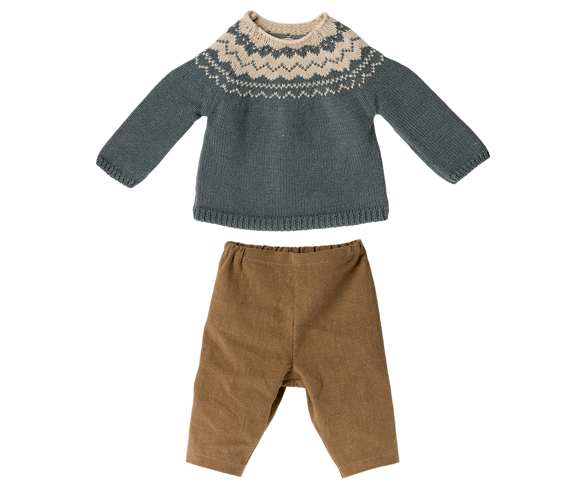 Pantalones y jerséis de punto, Talla 5
