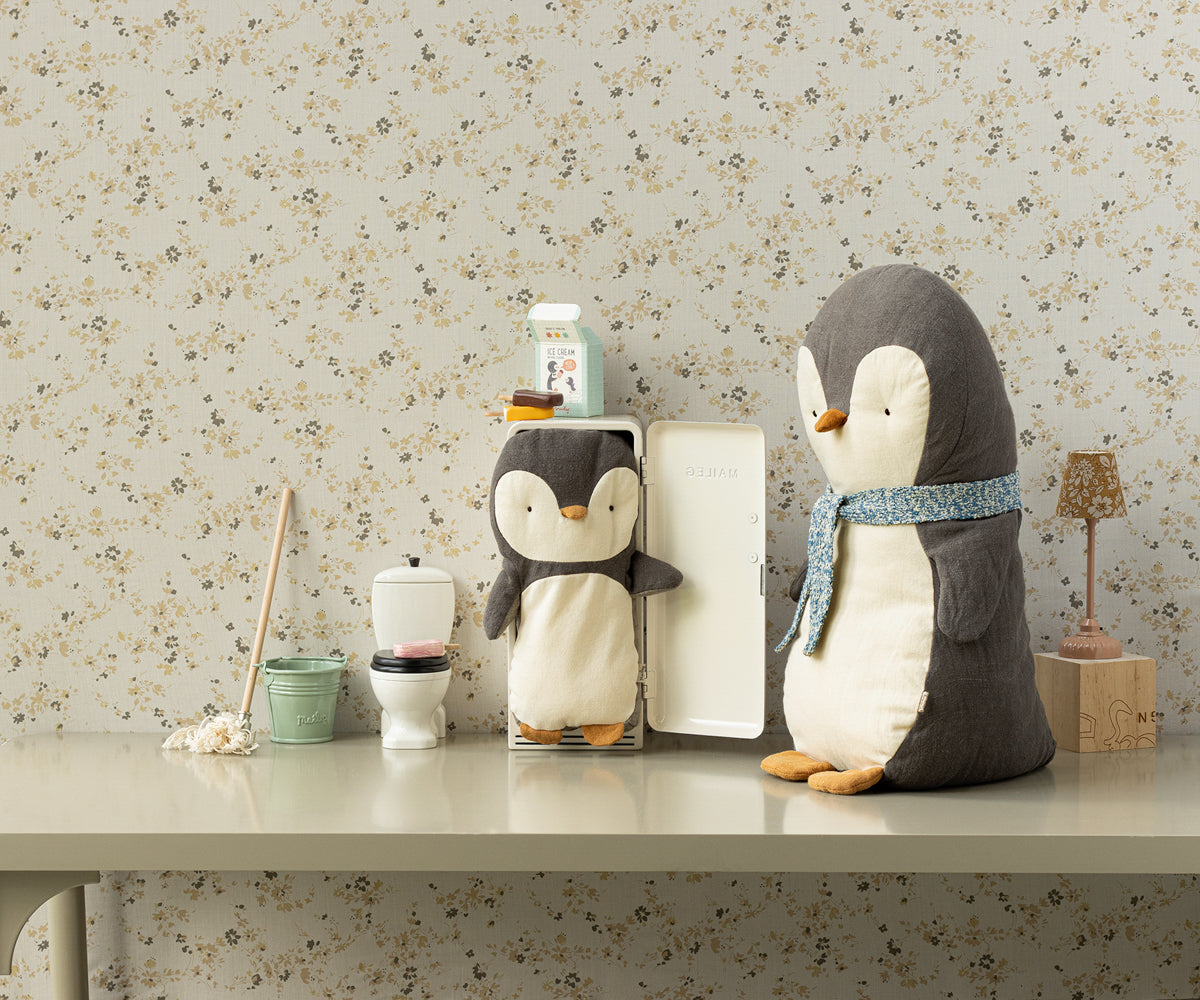 Pingüino, Pequeño