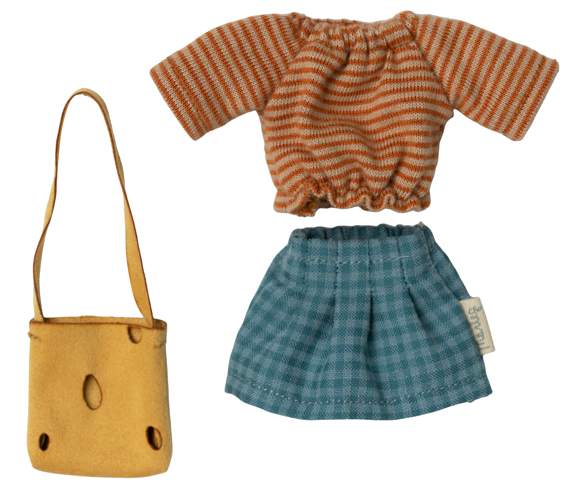 Ropa para ratón, Mamá ratón