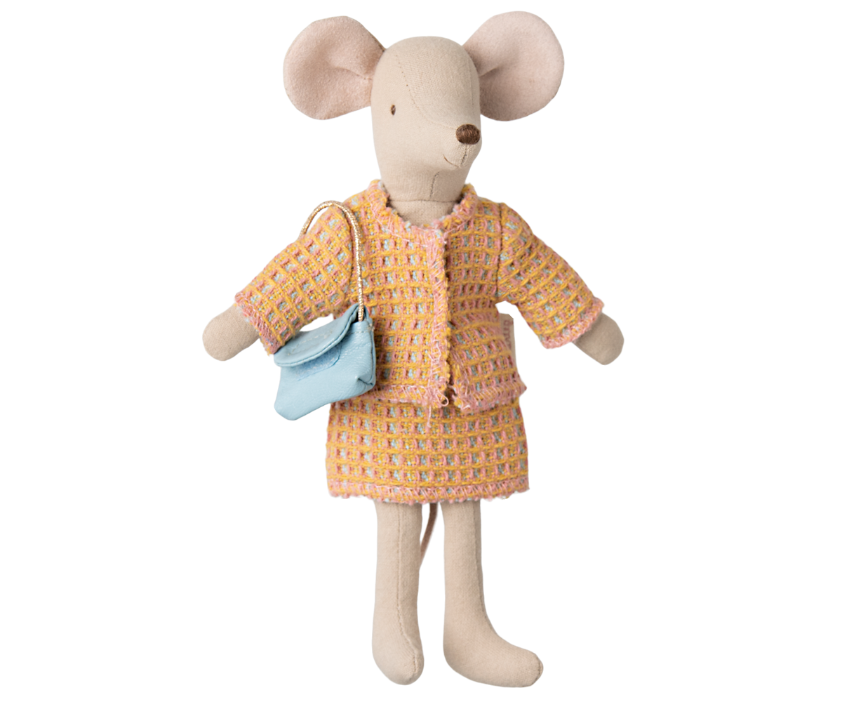 Traje, Mamá ratón