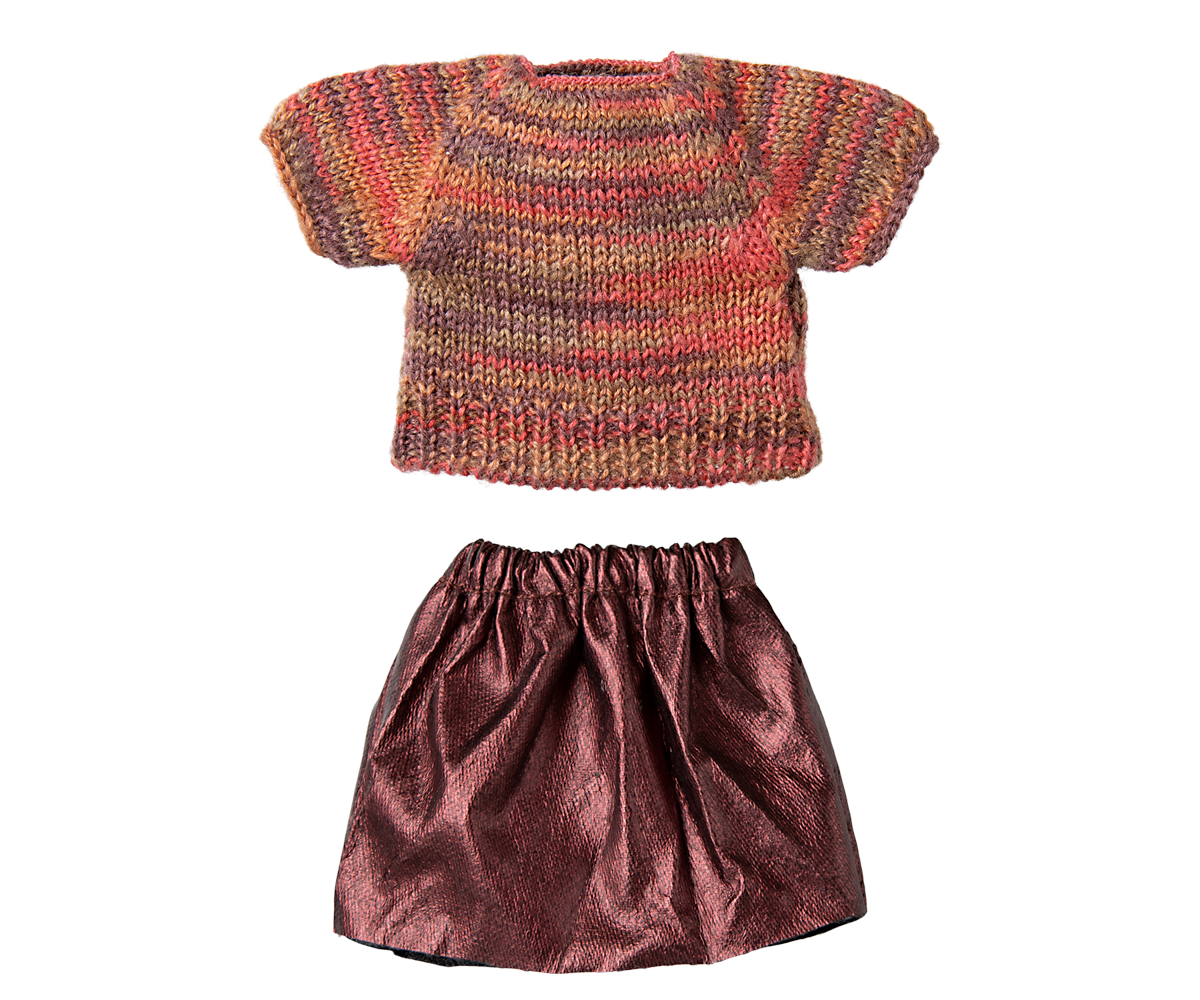 Falda y blusa de punto, Mamá ratón