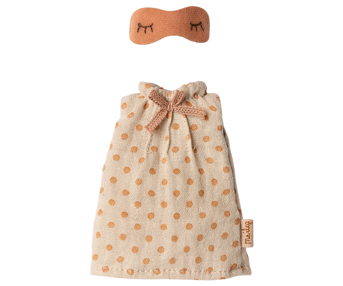 Camisón, mamá ratón