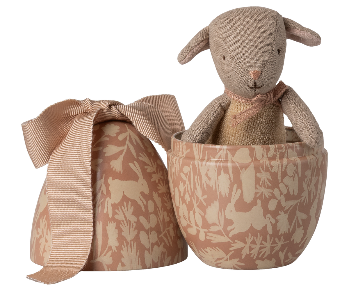Huevo de Pascua con microcordero, Pequeño