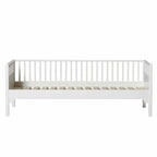 Cama blanca de día | Seaside