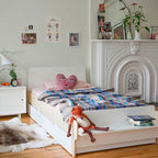 Cama | River