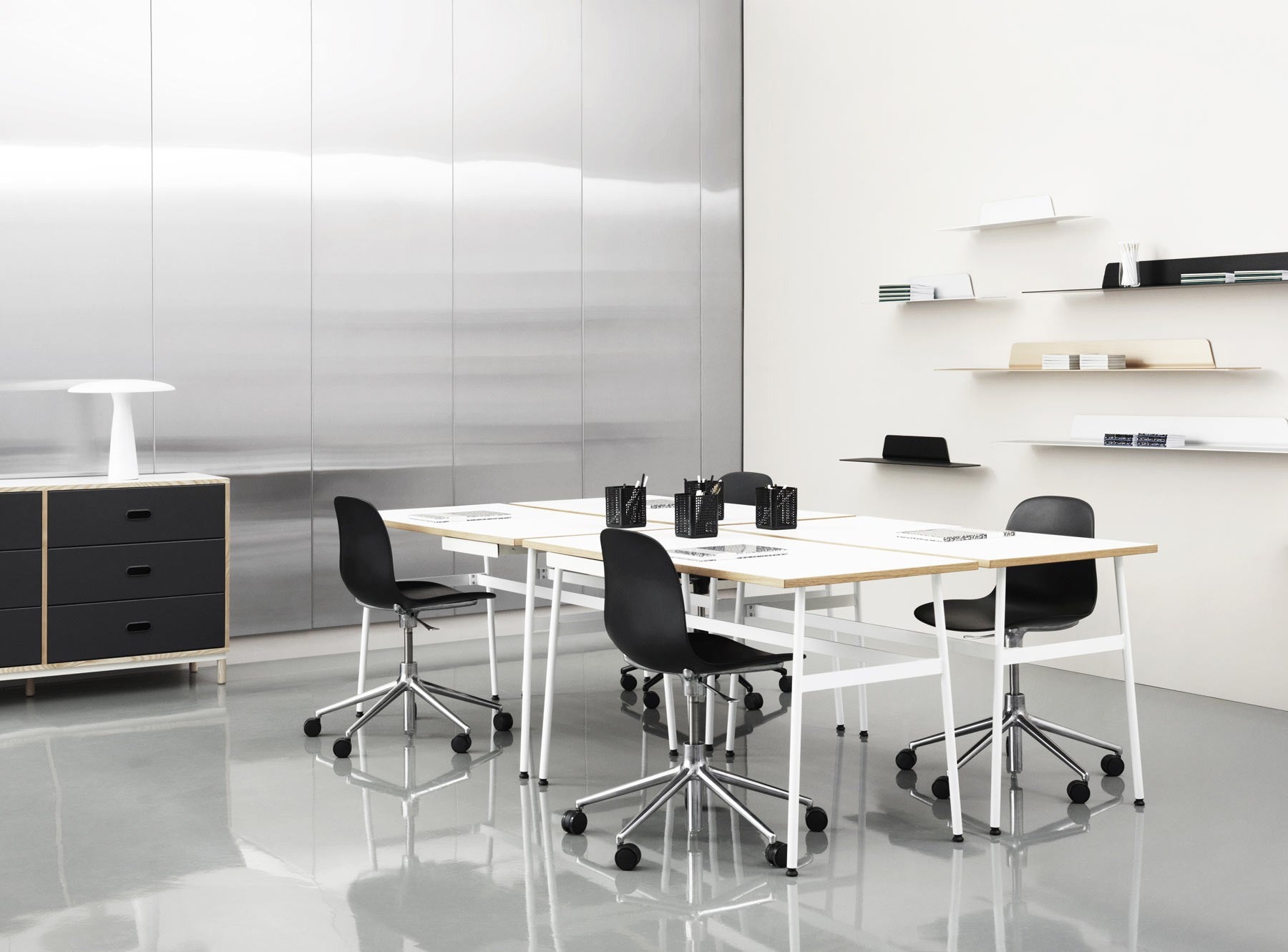 silla-con-ruedas--form-negro-4476