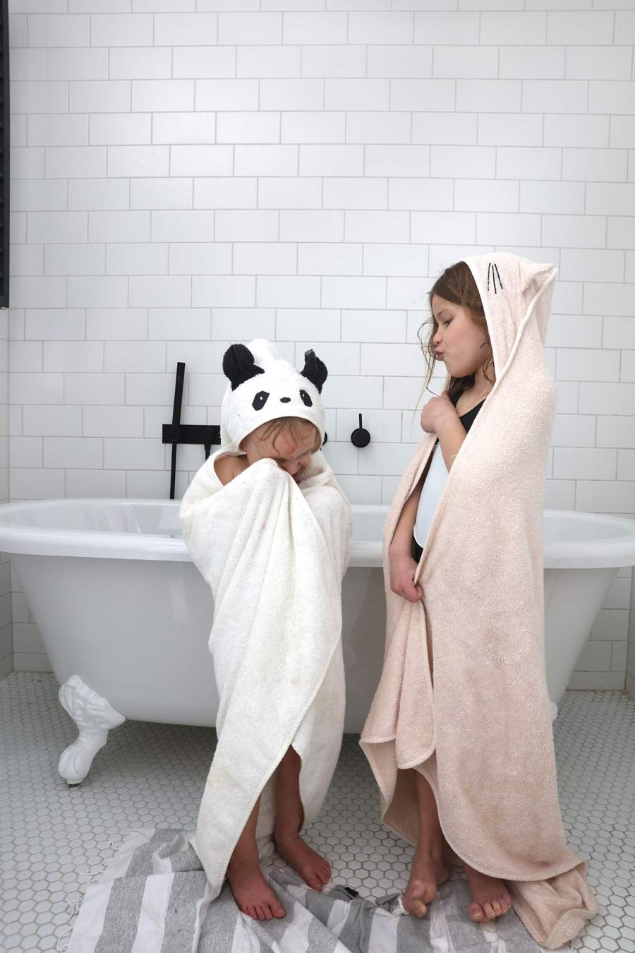 capa-de-bano--augusta-panda-crema-4968