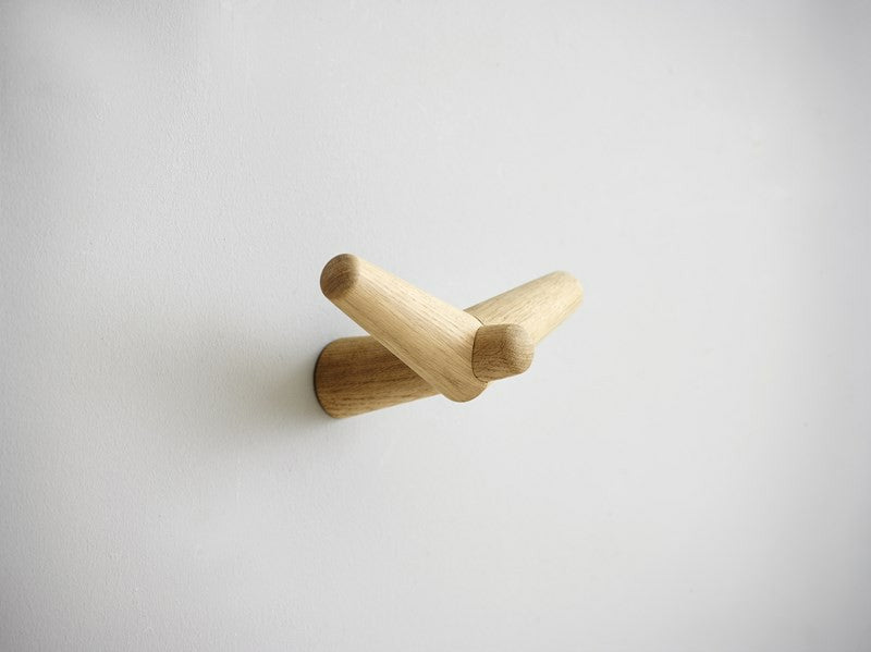 Colgador | Tail wing roble medium