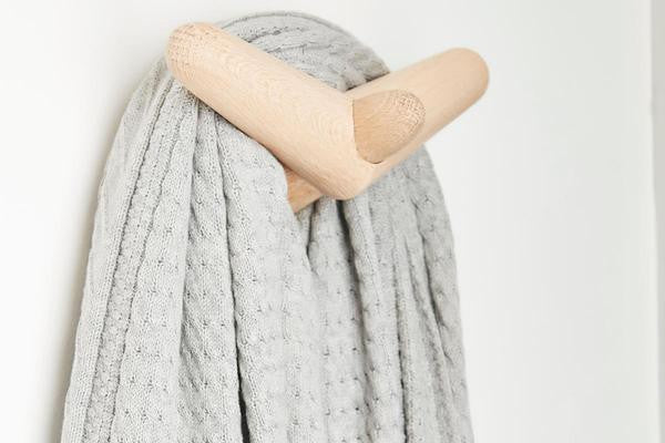 Colgador | Tail wing roble medium