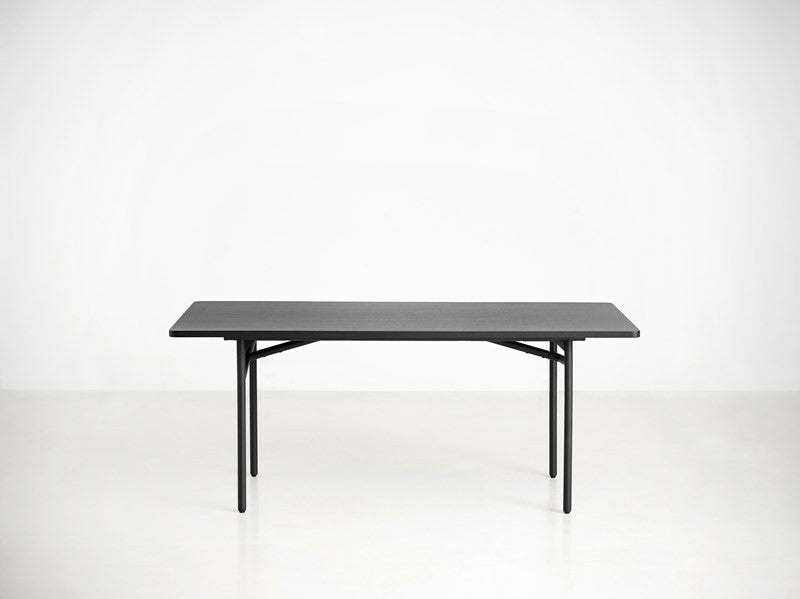 Mesa Diagonal Negro