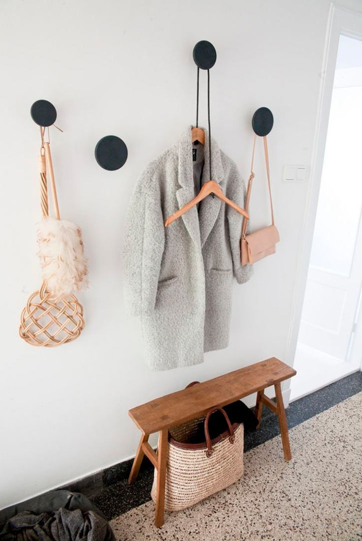Hangers | Dots black metal