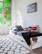 Cama | River