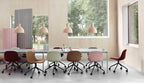 Silla con ruedas Fiber Ocre/Negro