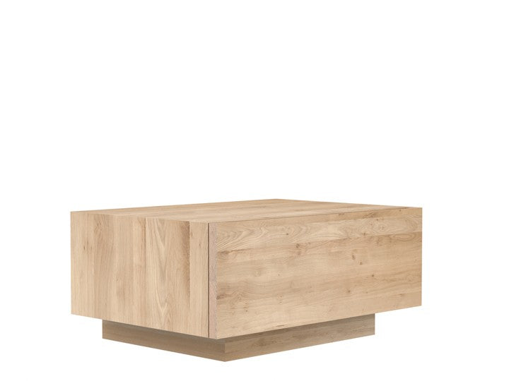 Madra Oak Nightstand