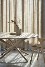 Mesa de comedor Mikado  150x150