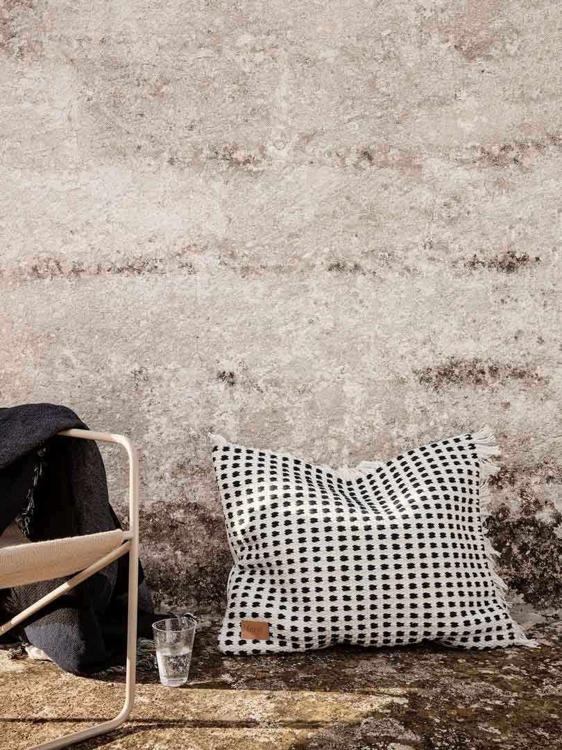 Way Cushion 70x50 White/Blue