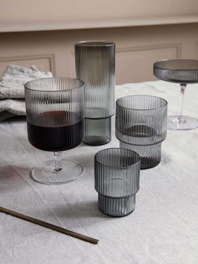 2u Ripple Smoked Grey Wine Glass