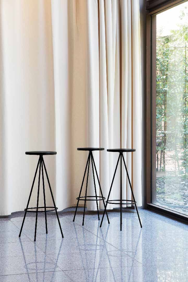 Taburete Nuta Colors H75