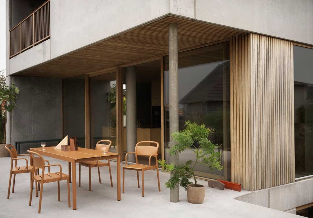 Silla Brazos Linear Steel