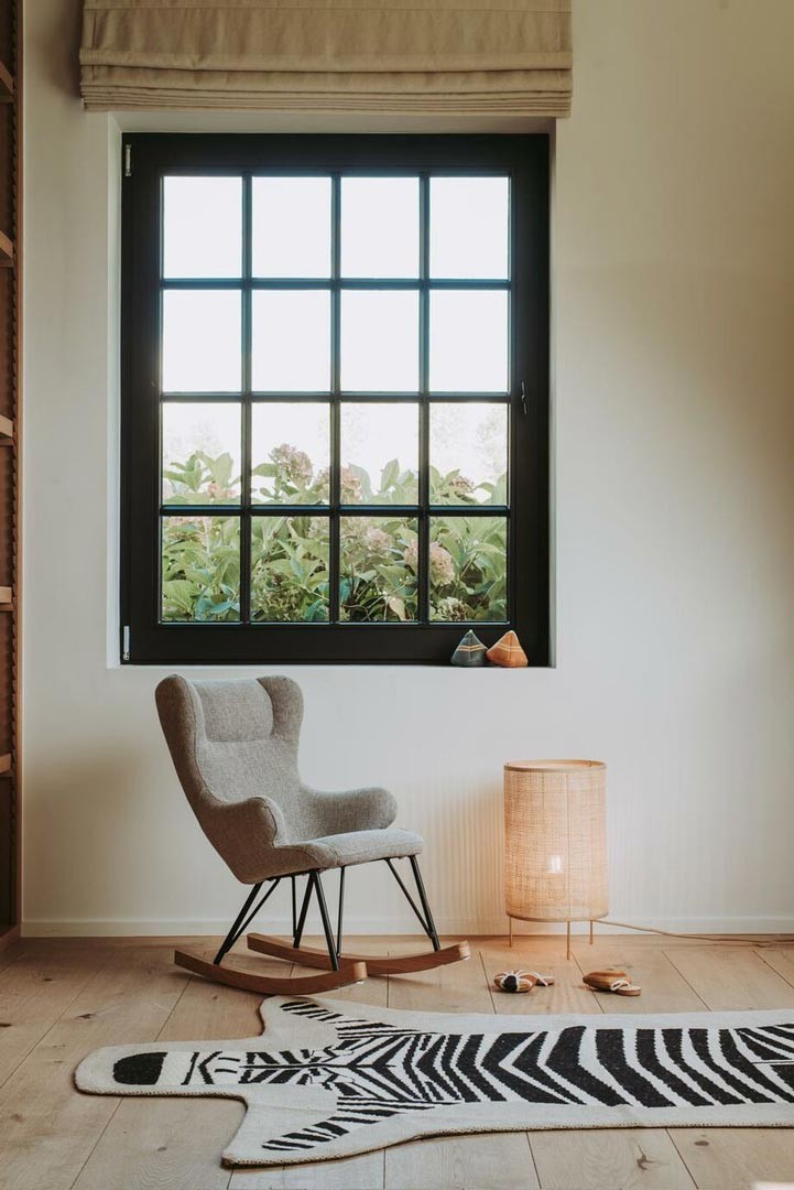 Rocking Chair | De Luxe