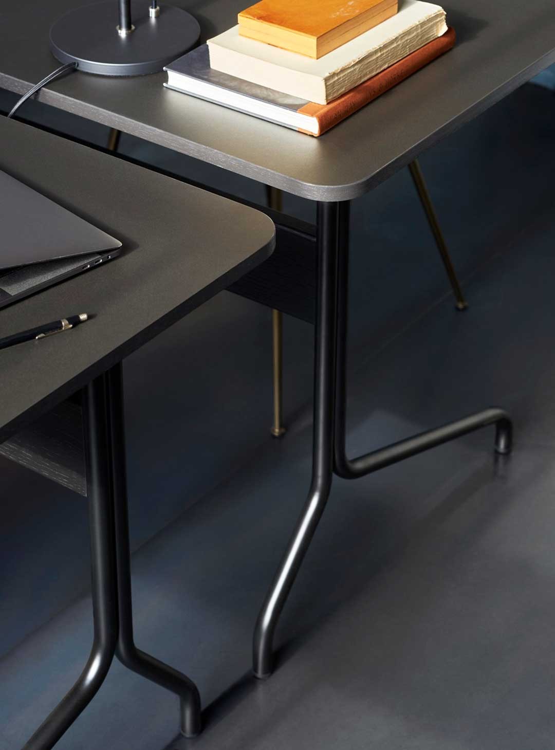 Escritorio Pavilion AV16