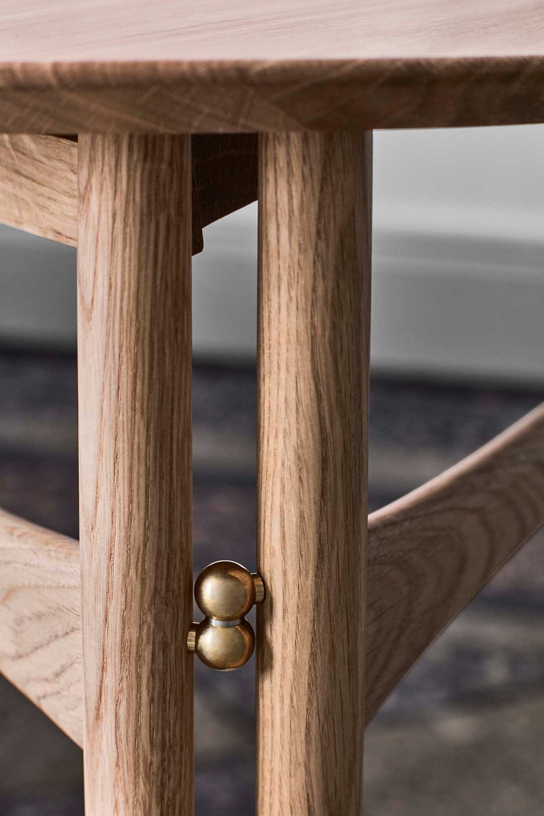 Drop Leaf Table HM5