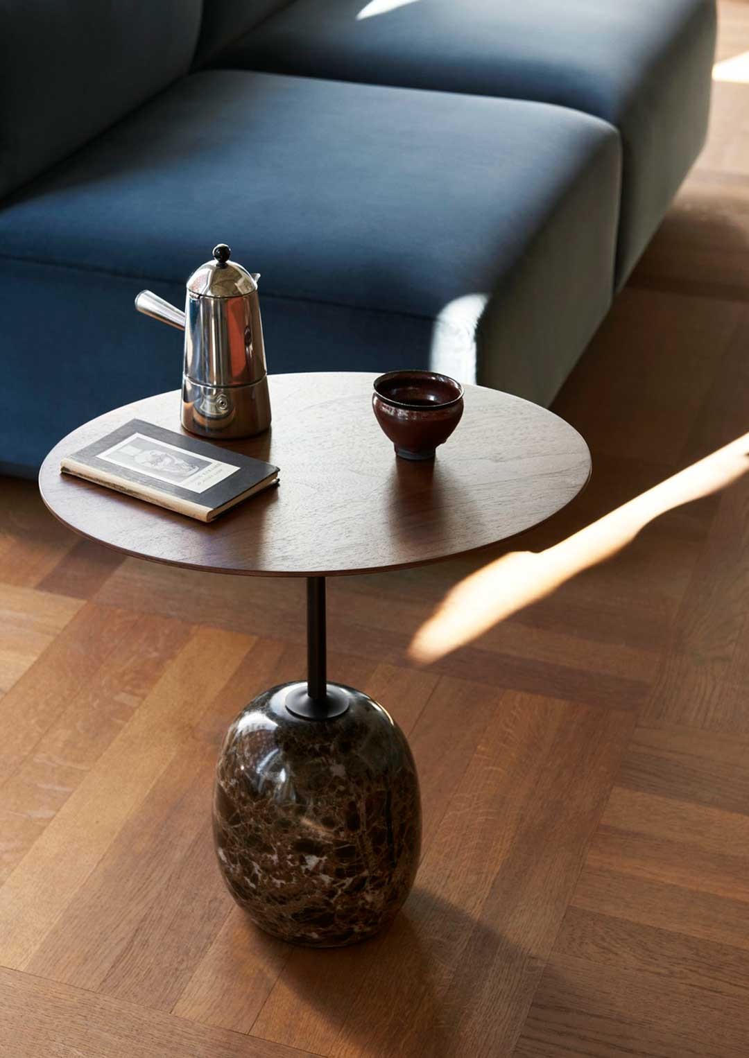 Lato LN9 Table